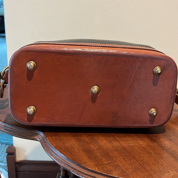 Dooney & Bourke all weather leather inside & out satchel shoulder bag & Wallet - Picture 9 of 17